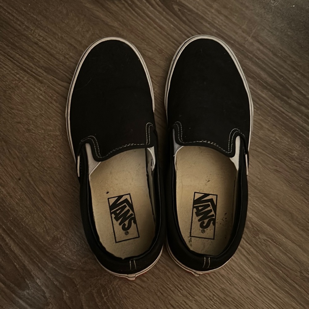 Worn a few times. Black vans.